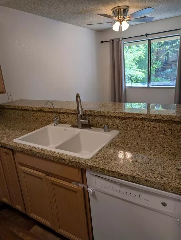 San Jose, CA 95123,5696 Makati CIR G