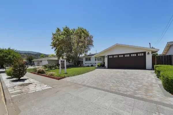 Los Gatos, CA 95032,219 Kensington WAY