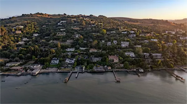 Belvedere Tiburon, CA 94920,4980 Paradise DR