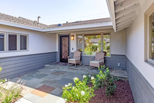 Los Gatos, CA 95030,15700 Kavin LN