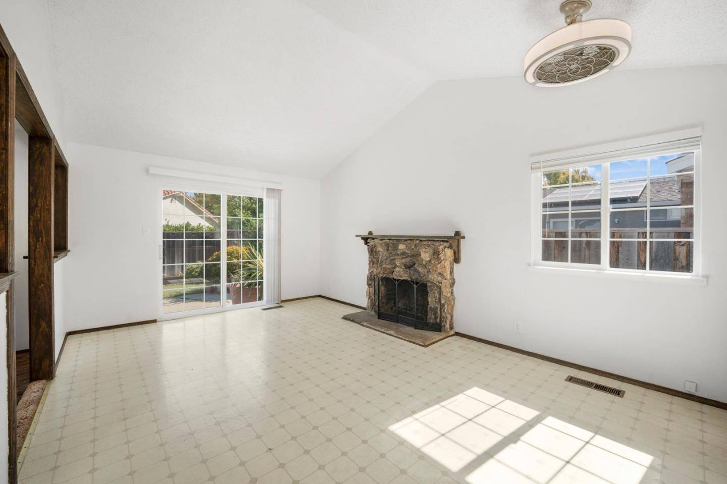 San Jose, CA 95123,357 El Portal WAY
