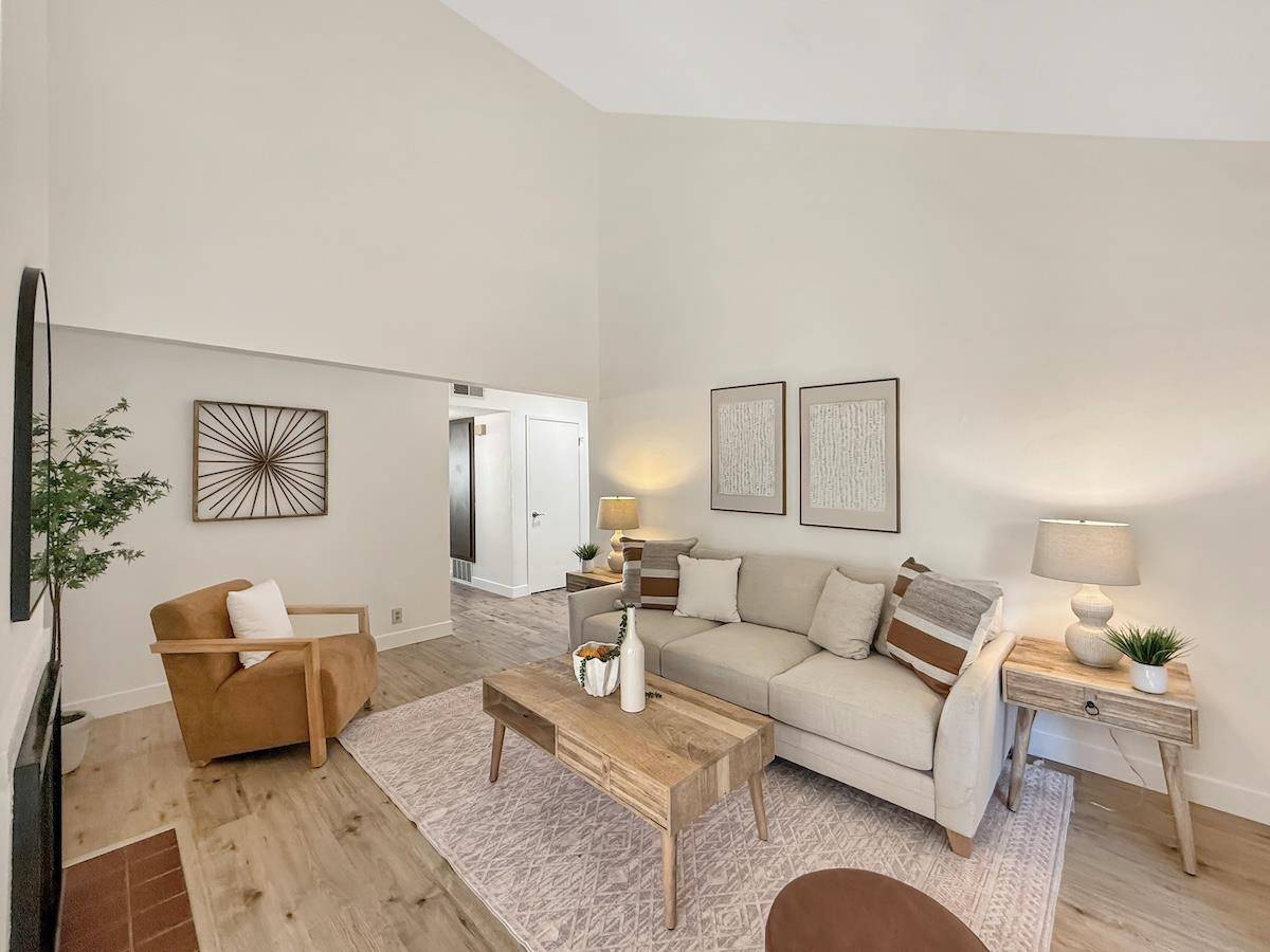 San Jose, CA 95126,1477 De Rose WAY 236