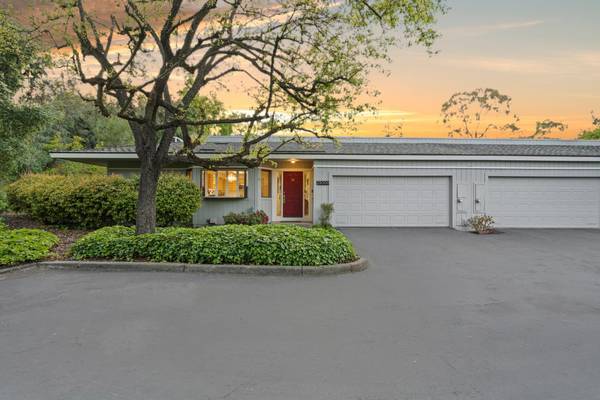 23000 Stonebridge, Cupertino, CA 95014