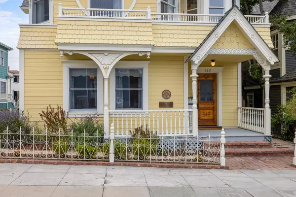 Pacific Grove, CA 93950,132 Forest AVE
