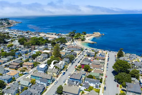 Pacific Grove, CA 93950,132 Forest AVE