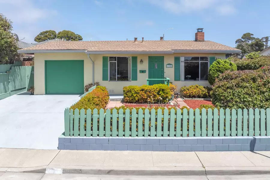 1700 Luxton ST, Seaside, CA 93955