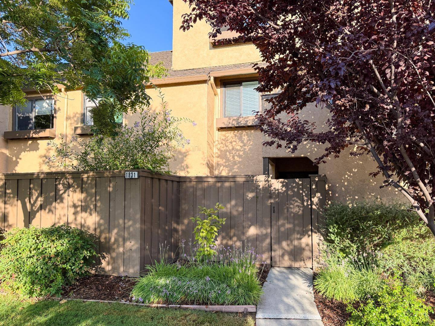 1831 Ashmeade CT, San Jose, CA 95125