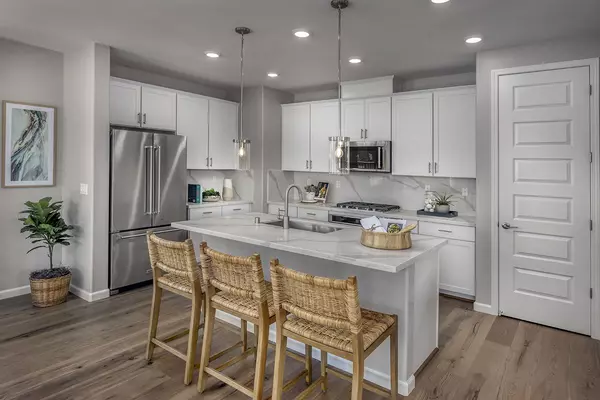 Hollister, CA 95023,2200 Gladiola DR