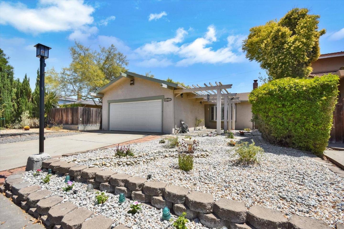 San Jose, CA 95123,5968 Sorrel AVE