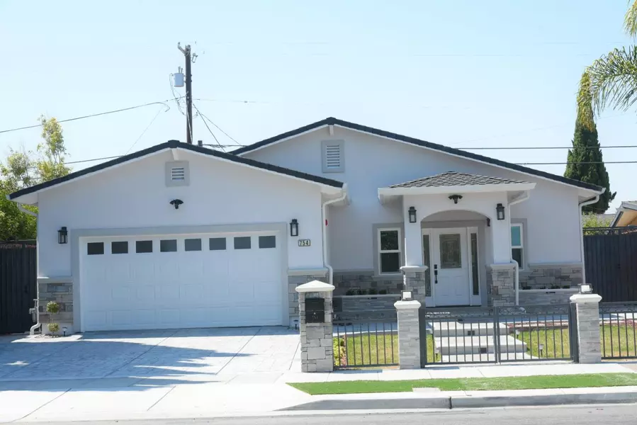 754 Lakehaven DR, Sunnyvale, CA 94089