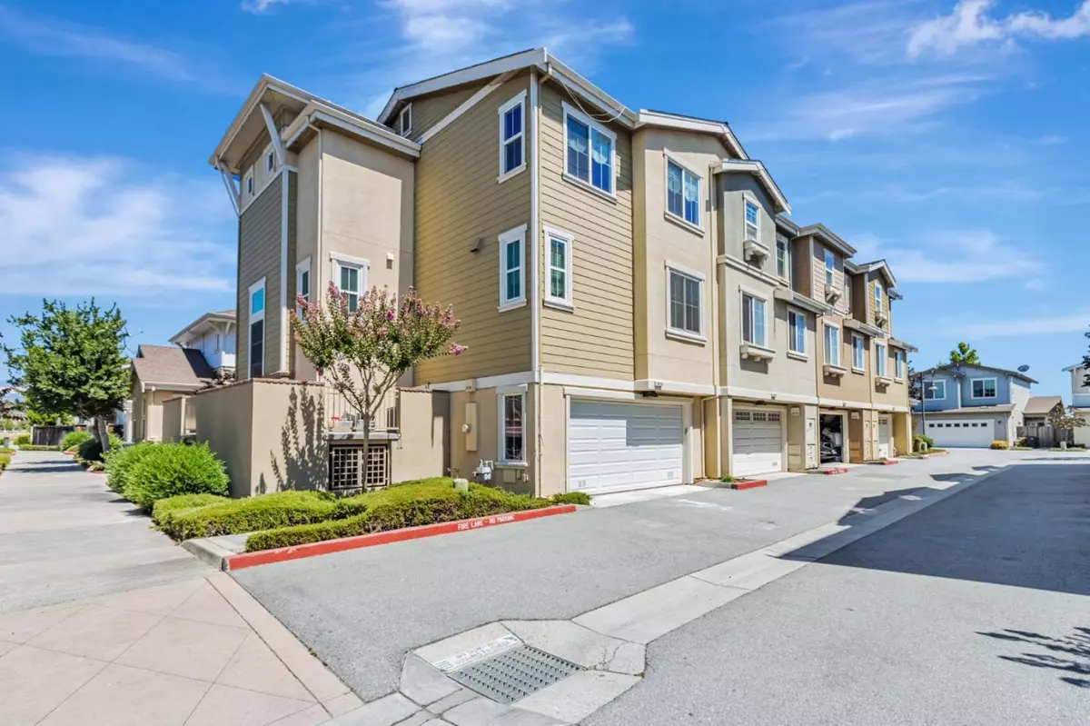 Morgan Hill, CA 95037,18424 Jade LN