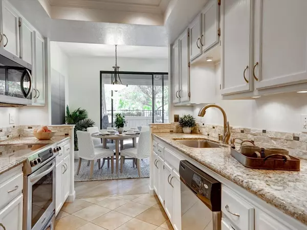 Redwood City, CA 94065,59 Cove LN