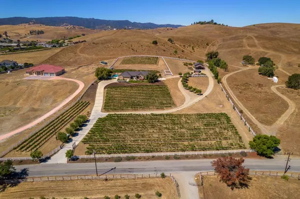 Hollister, CA 95023,741 Riverside RD