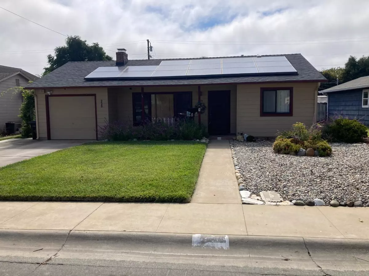 Salinas, CA 93906,225 Loma DR