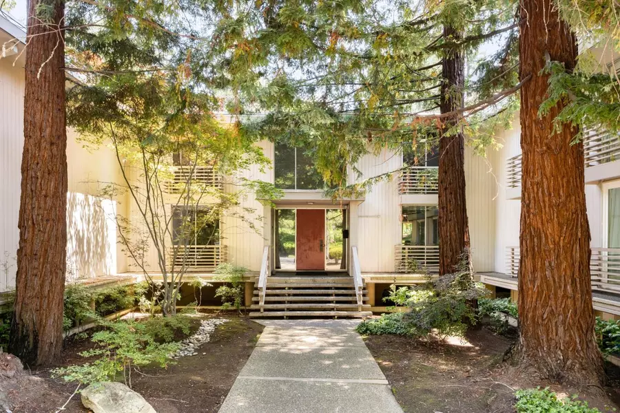 1100 Sharon Park DR 29, Menlo Park, CA 94025