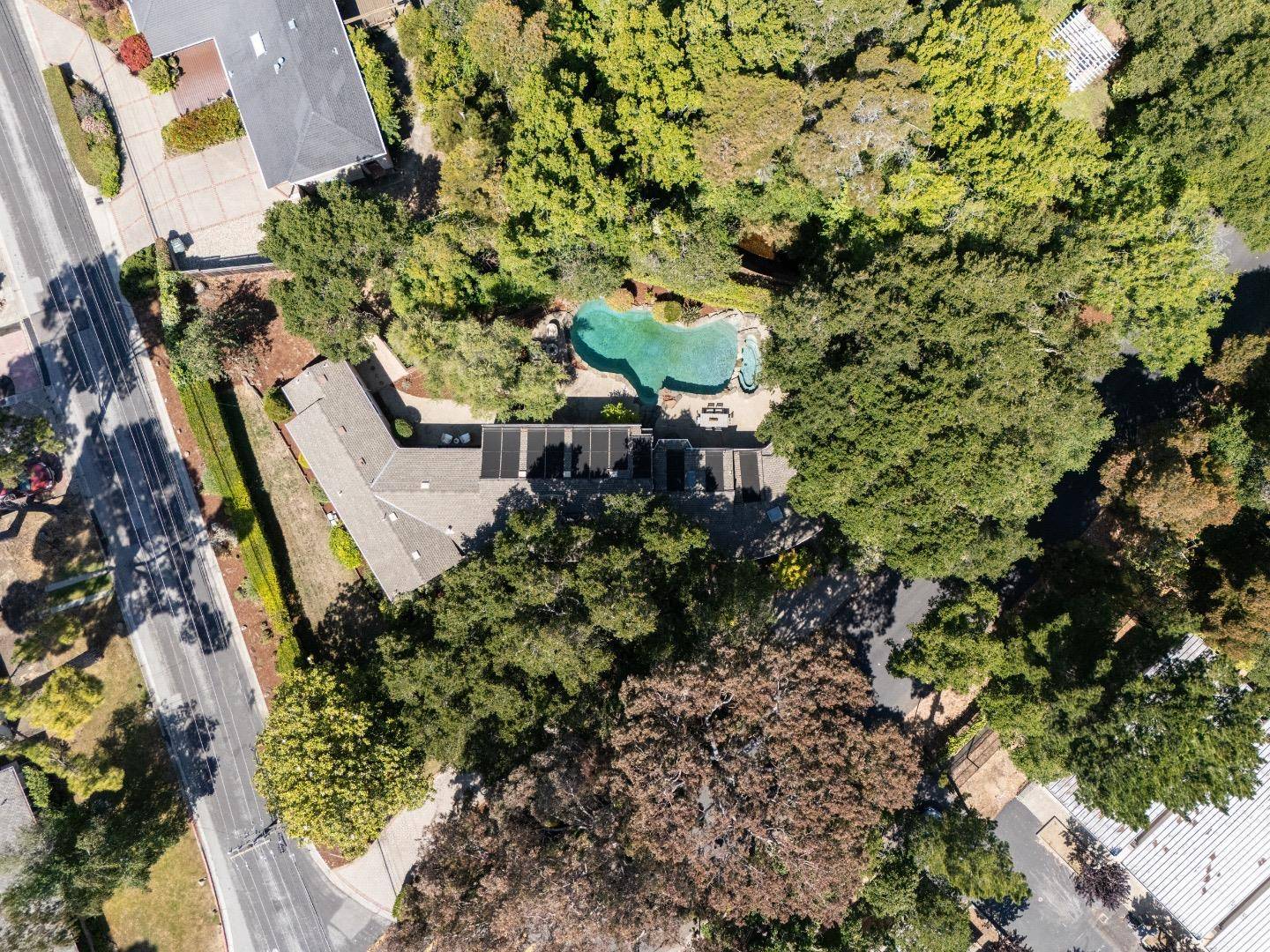San Mateo, CA 94403,700 Laurelwood DR