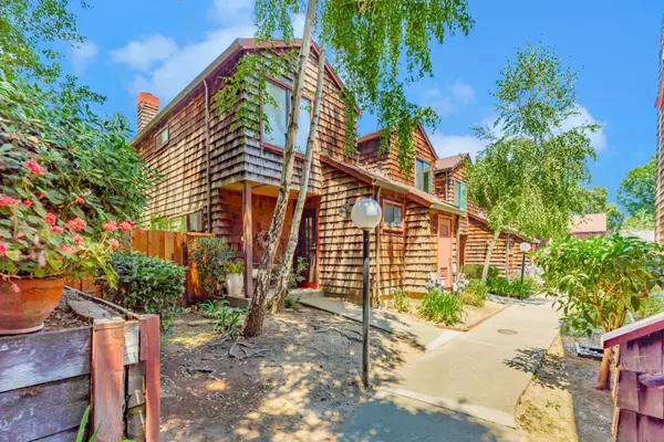 1555 Hecker Pass RD C103, Gilroy, CA 95020
