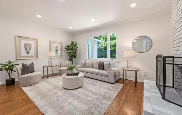 Los Gatos, CA 95032,207 Thomas DR