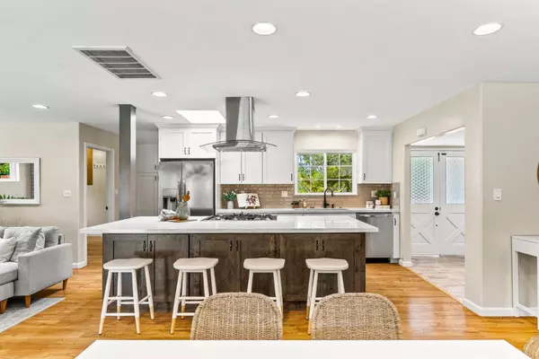 630 Baltusrol DR, Aptos, CA 95003