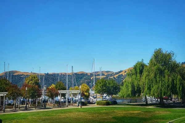 Benicia, CA 94510,258 E E ST