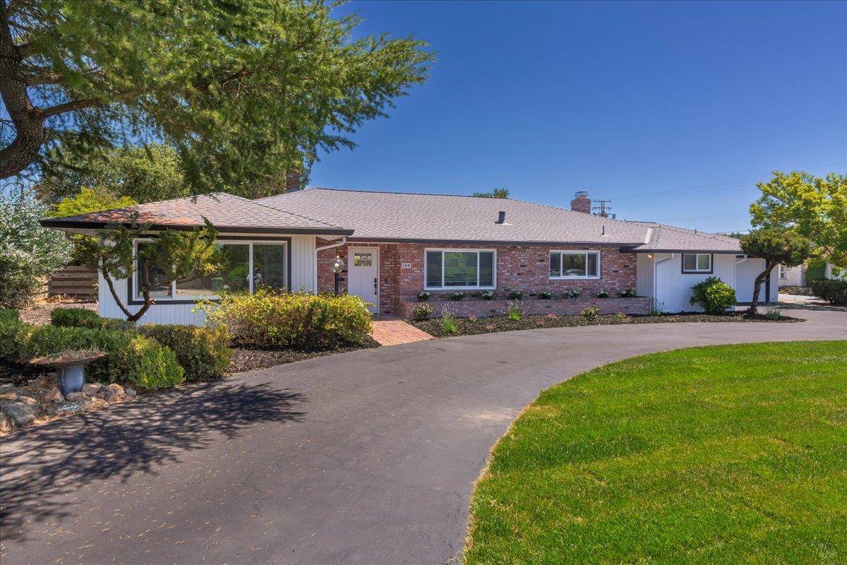San Martin, CA 95046,190 W San Martin AVE
