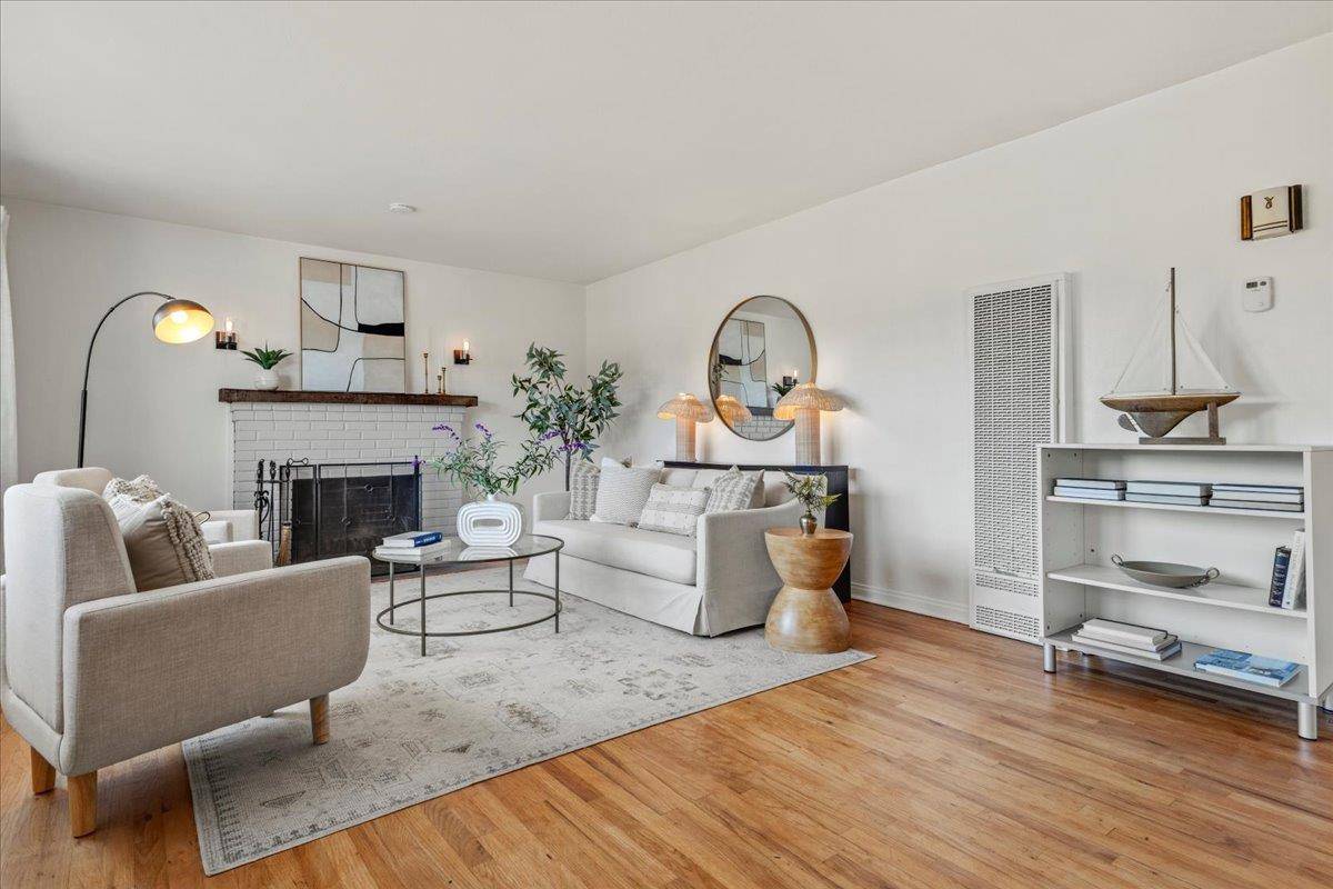 Seaside, CA 93955,465 Harcourt AVE