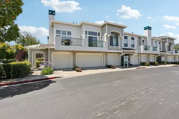 595 Shoal CIR, Redwood Shores, CA 94065