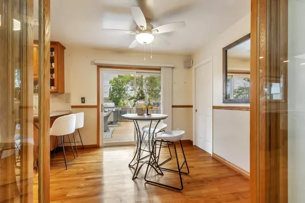 Los Gatos, CA 95032,232 More AVE