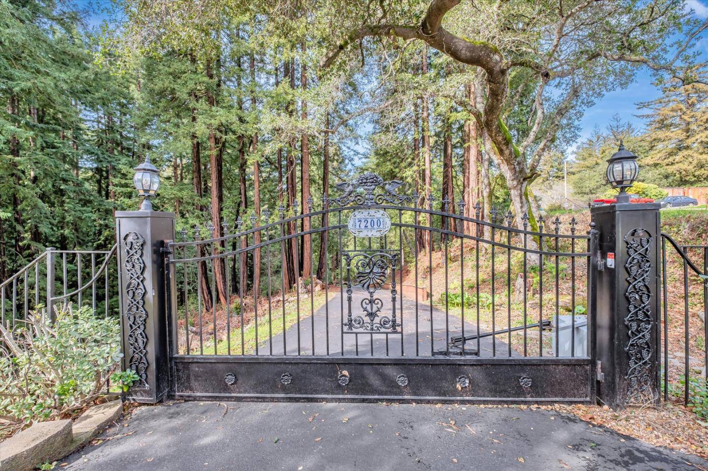 Scotts Valley, CA 95066,7200 Highway 17