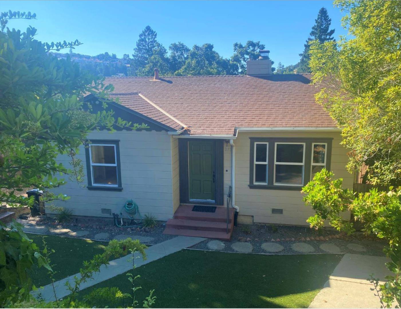 212 Manor DR, San Carlos, CA 94070