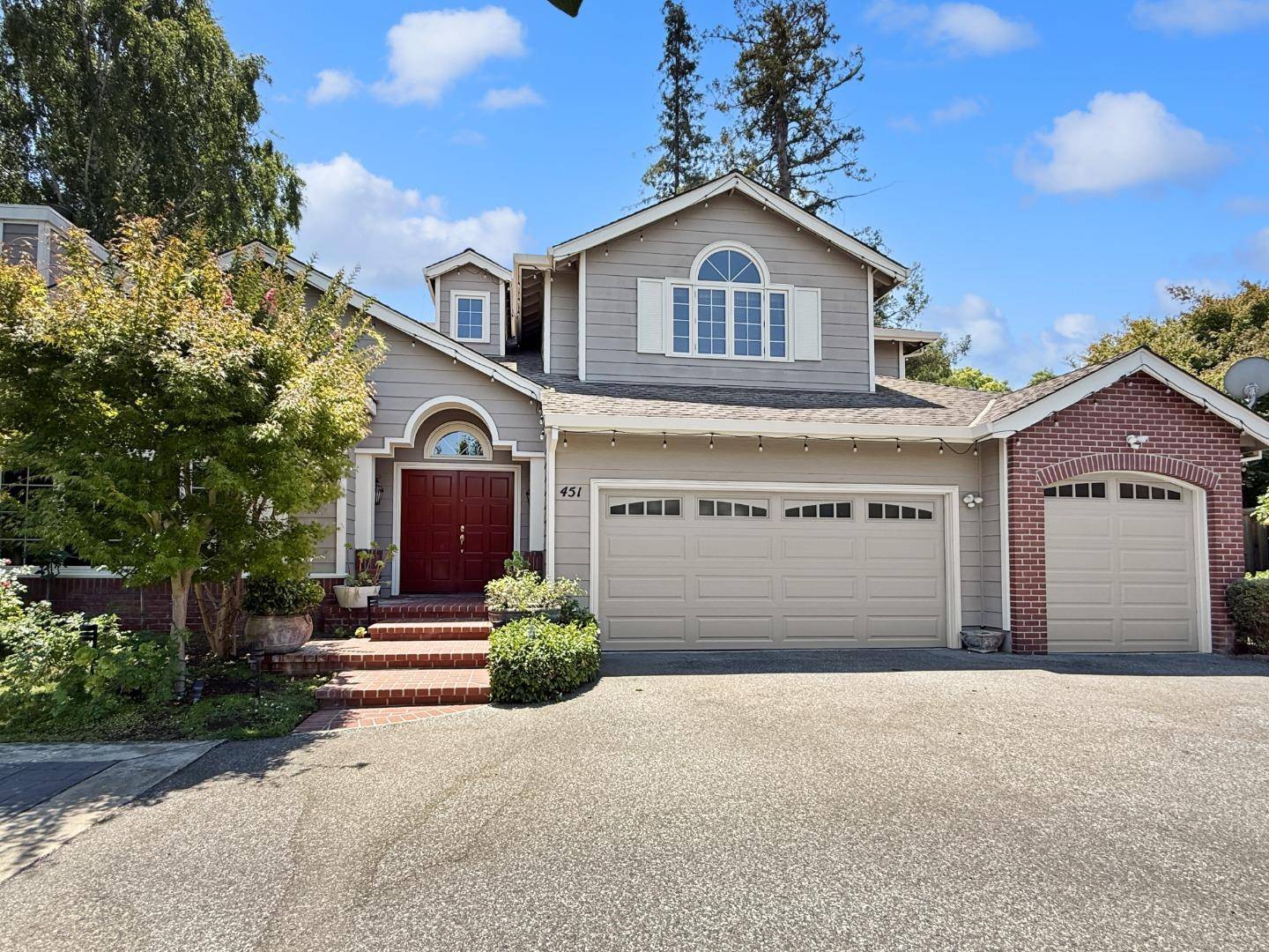 451 Bryant AVE, Mountain View, CA 94040