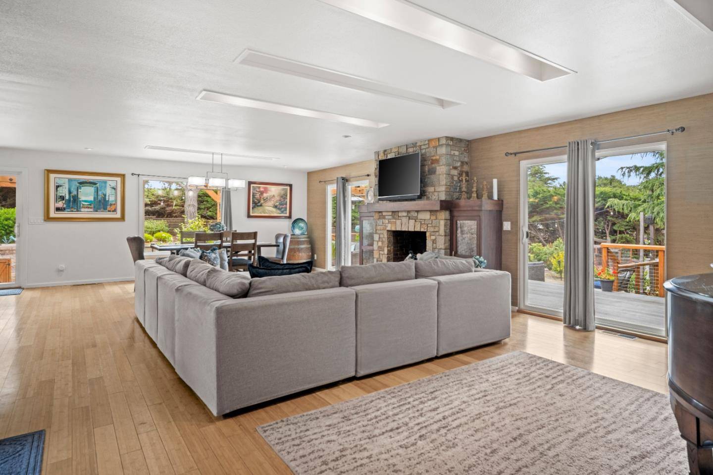 Carmel, CA 93923,25750 Rio Vista DR