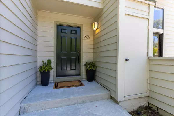 Palo Alto, CA 94303,773 Loma Verde AVE A