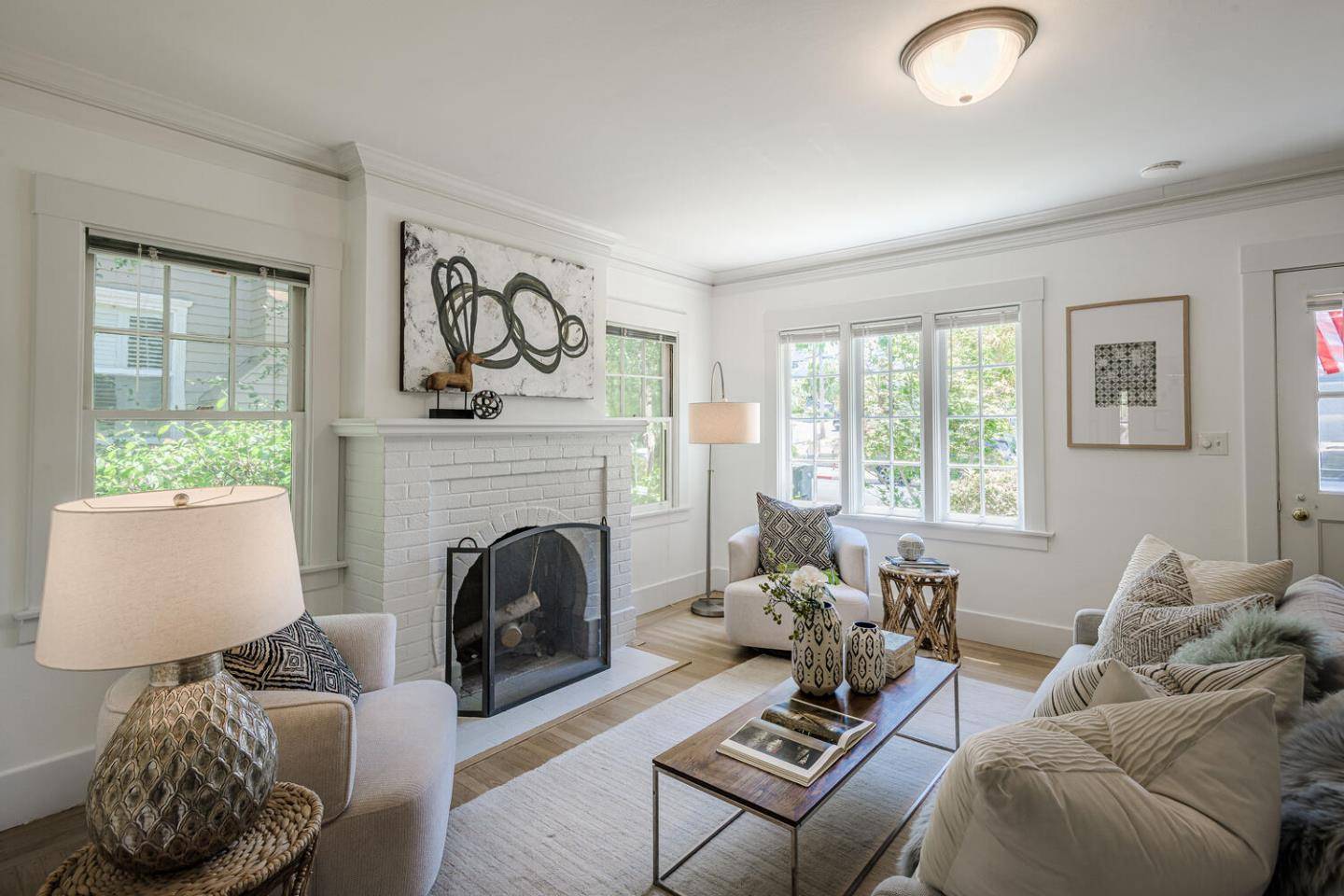 Burlingame, CA 94010,1124 Vancouver AVE