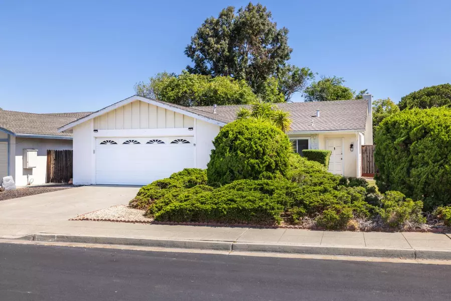 327 Chesapeake AVE, Foster City, CA 94404