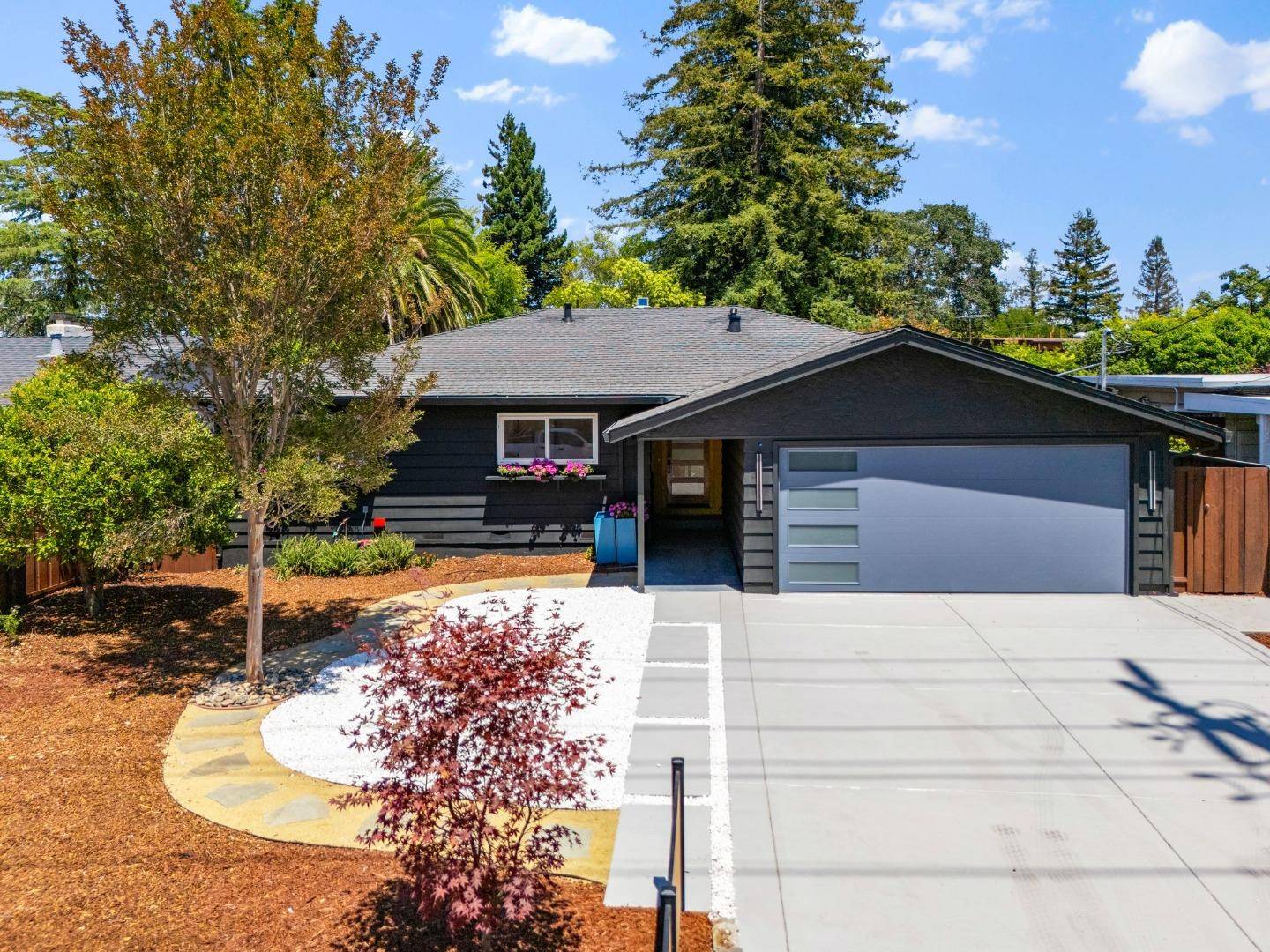 2049 Santa Cruz AVE, Menlo Park, CA 94025