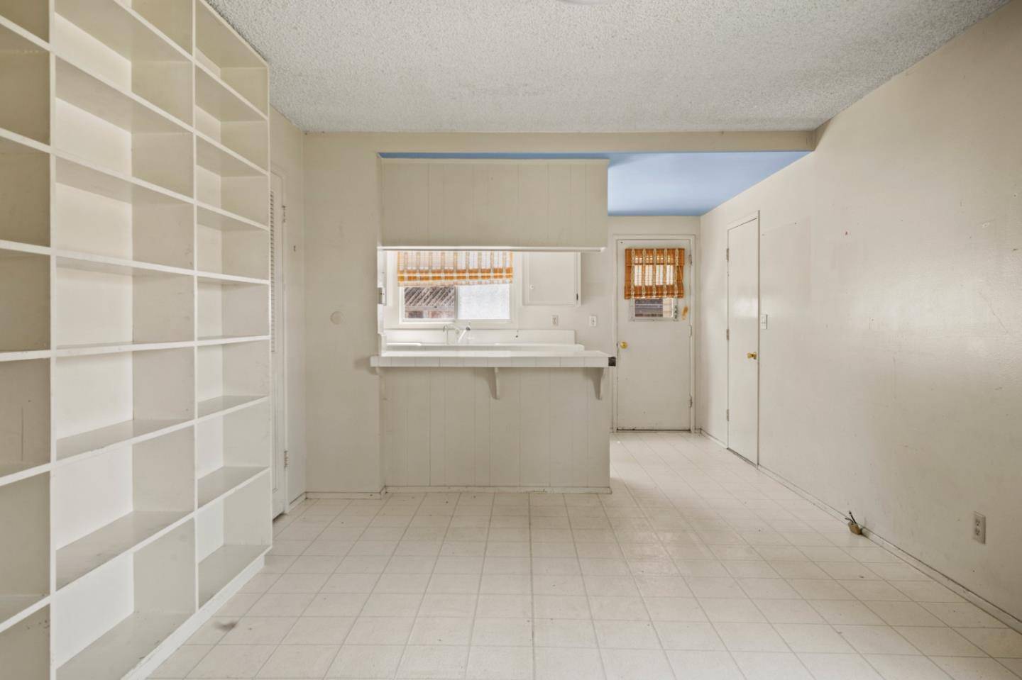 Salinas, CA 93908,22709 Picador DR