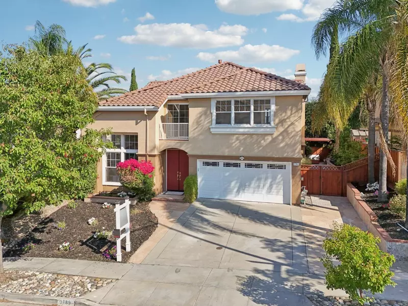 3789 Ashridge LN, San Jose, CA 95121