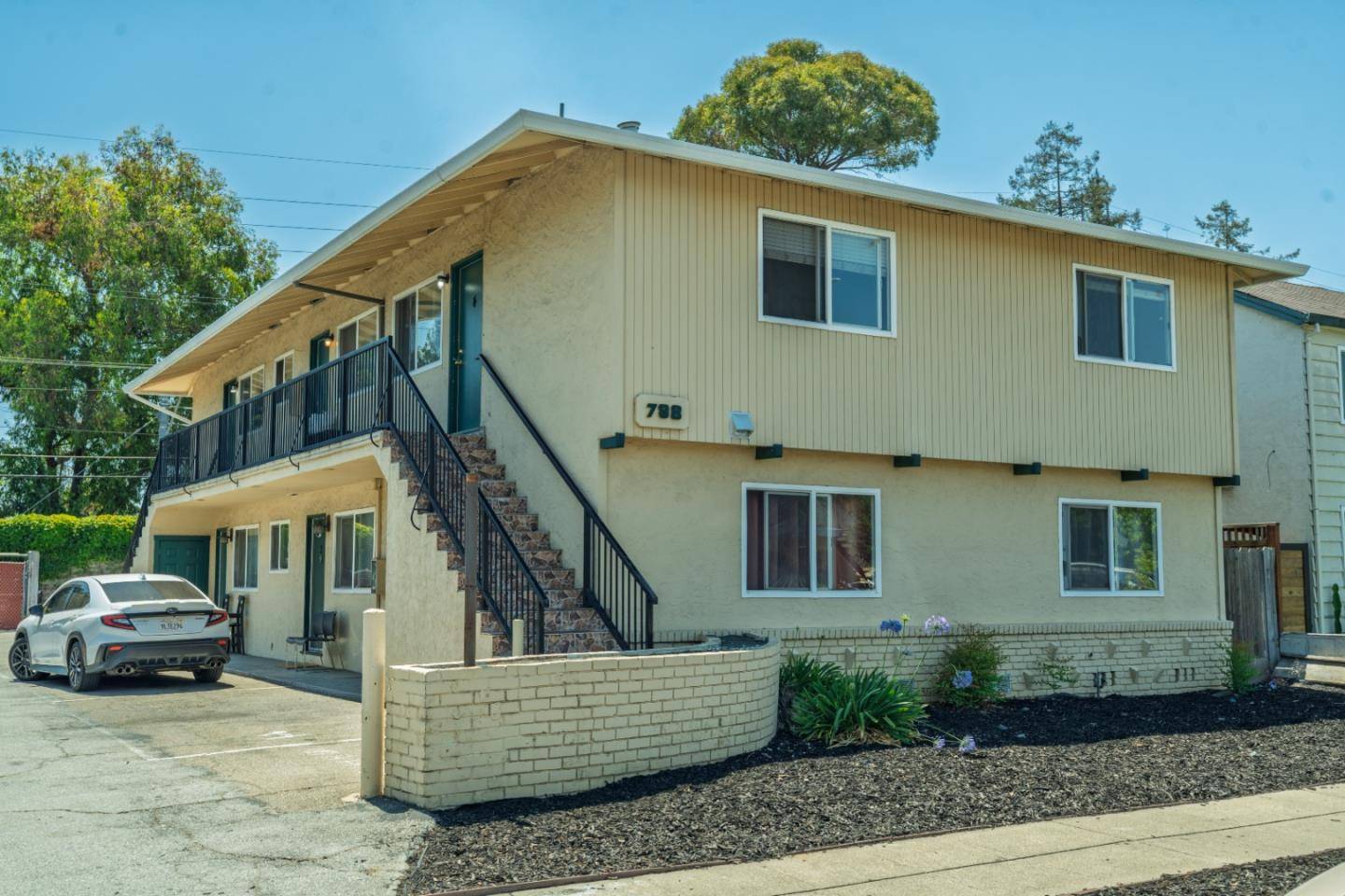 San Jose, CA 95128,798 Deland AVE