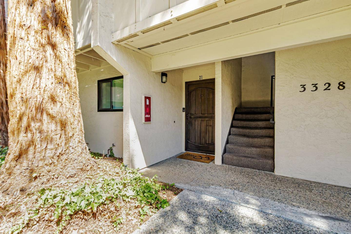 San Jose, CA 95124,3328 Kimber CT 21