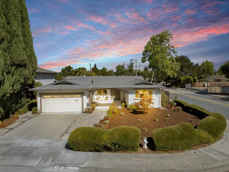 1598 Benton ST, Sunnyvale, CA 94087