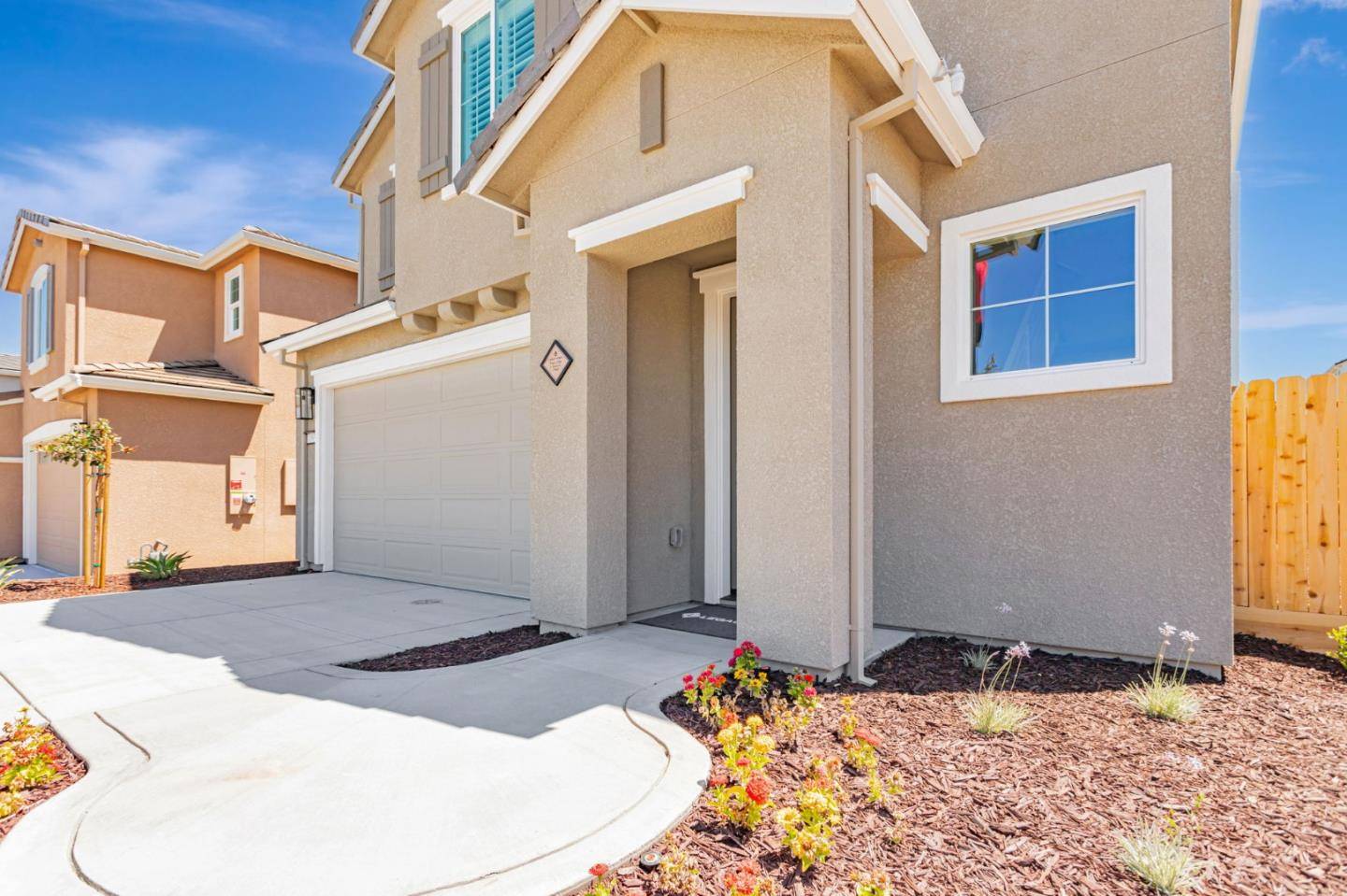Hollister, CA 95023,1173 Coyote Peak WAY