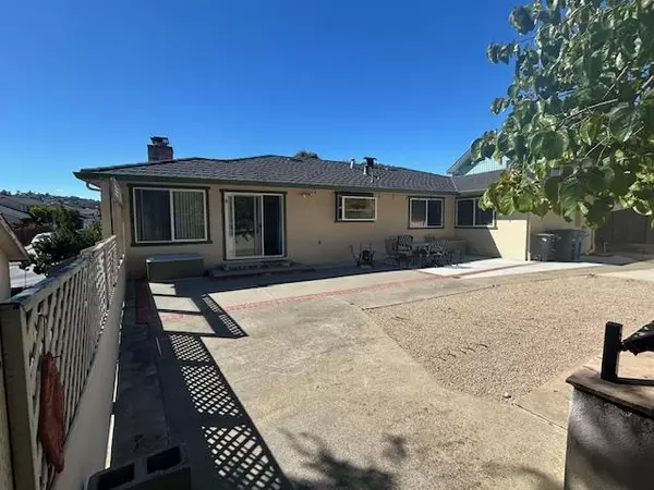 San Mateo, CA 94403,860 W Hillsdale BLVD