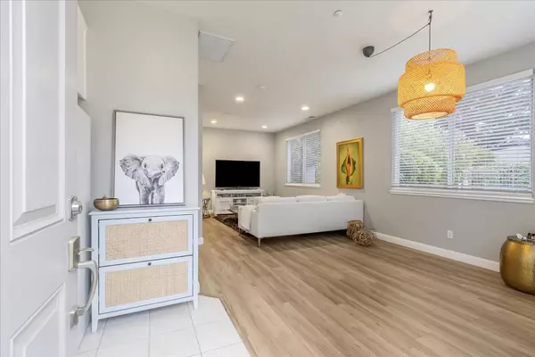 Cupertino, CA 95014,22287 Stevens Creek BLVD B