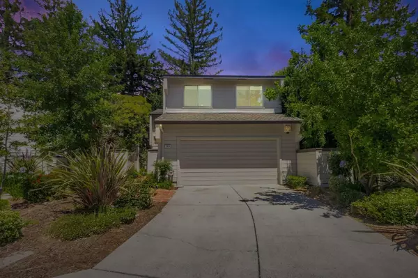 105 Strathmore PL, Los Gatos, CA 95032
