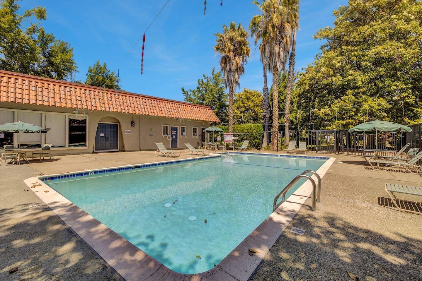 Santa Clara, CA 95051,2779 Mauricia A