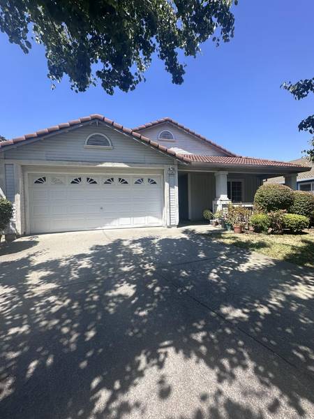 2382 Burgundy WAY, Fairfield, CA 94533