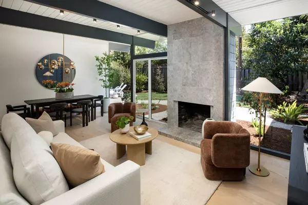 Palo Alto, CA 94303,966 El Cajon WAY