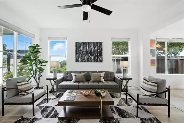 Oakland, CA 94603,9445 Clemente DR