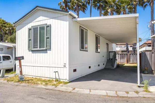 692 38th 9, Santa Cruz, CA 95062